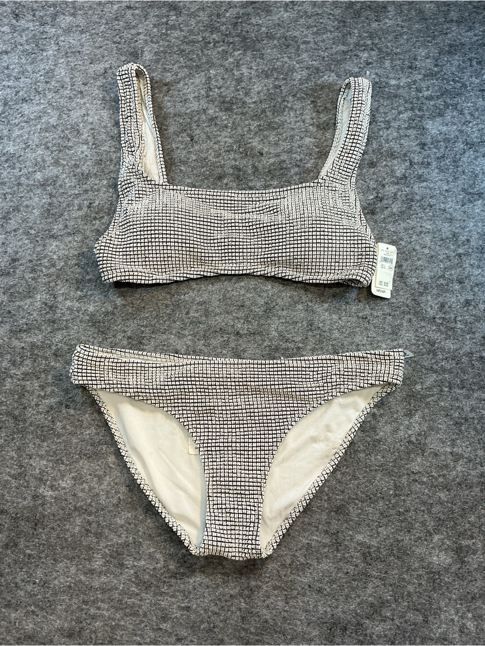 Aerie Women’s Square-Neck Bikini Set in Black & White Size L